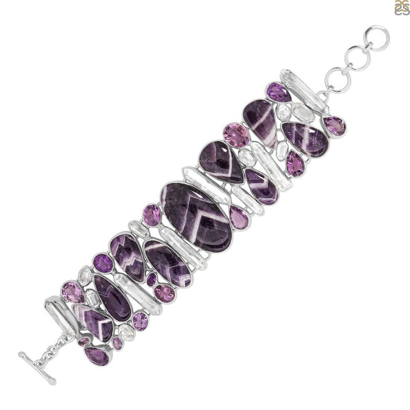 Benefits of Amethyst Lace Agate Bracelets: 