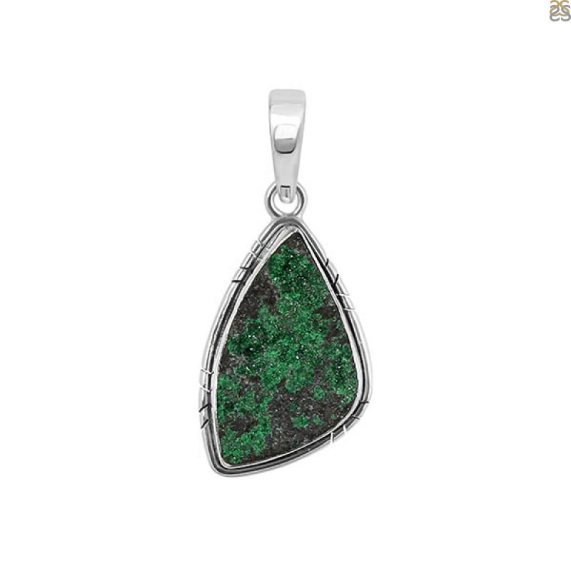 Nature's Fortune: Uvarovite Pendant: 