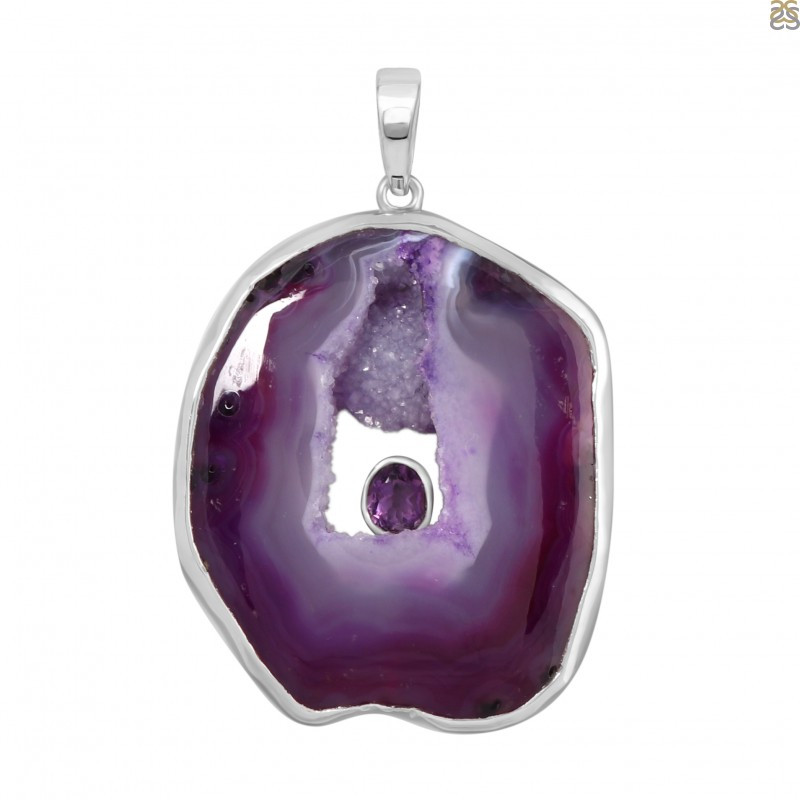 A Lilac Grace: Purple Agate Pendant: 
