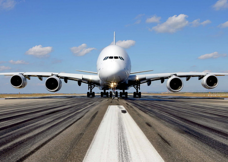 Emirates Airlines Paris Office: 