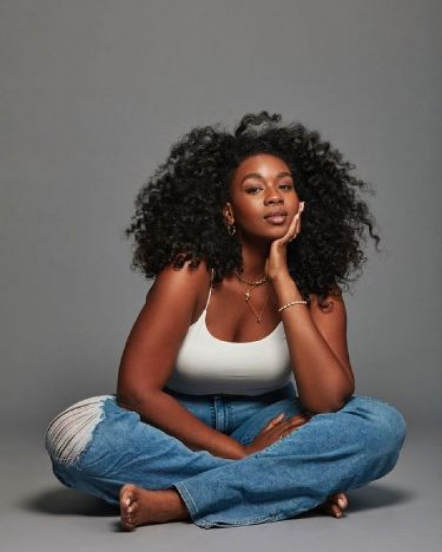 Achieve Natural Elegance with Virgin Hair Clip Ins: 