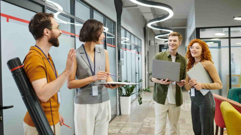 How A Positive Work Environment Can Supercharge Your Career Development | Vati: 