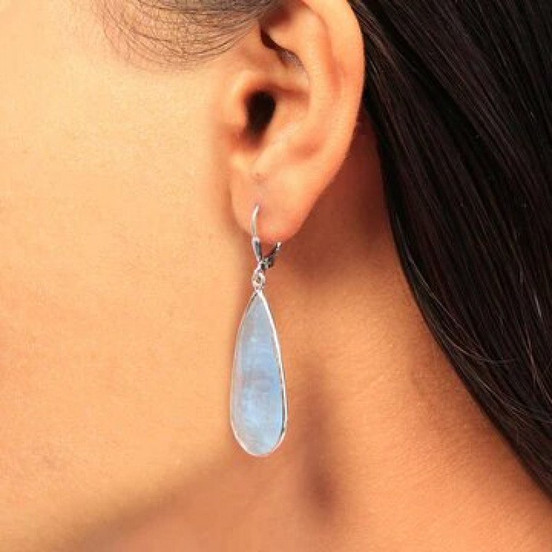 Tranquil Elegance: Sagacia Aquamarine Jewelry: 