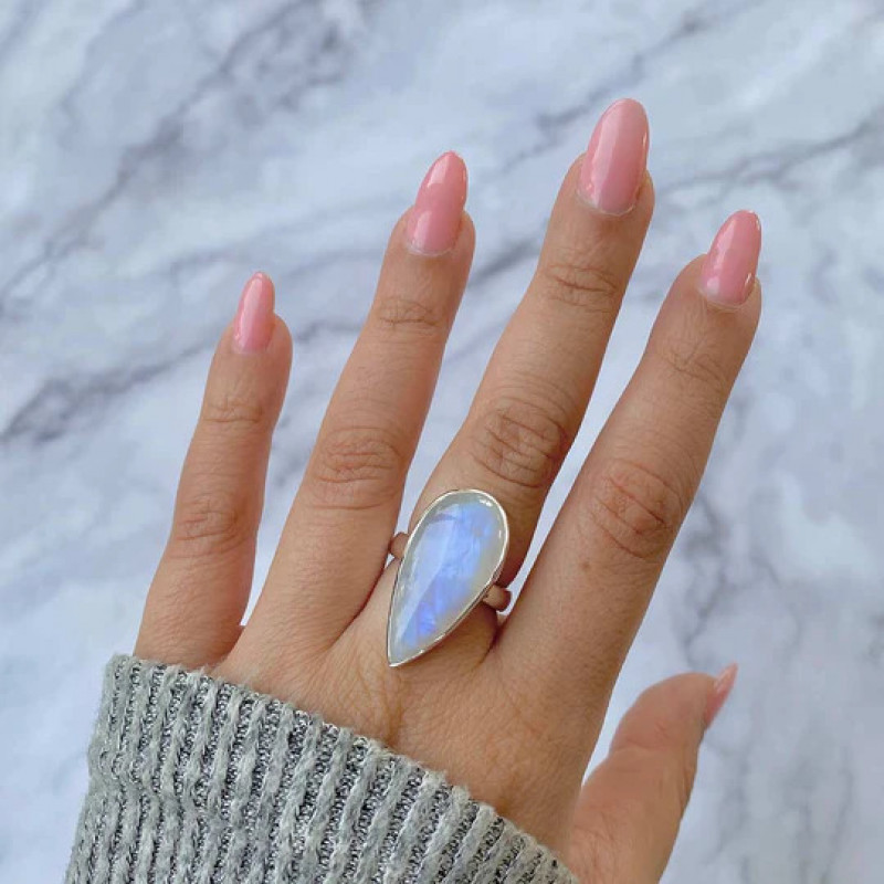 Unique Statement Moonstone Rings for Special Occasions: 
