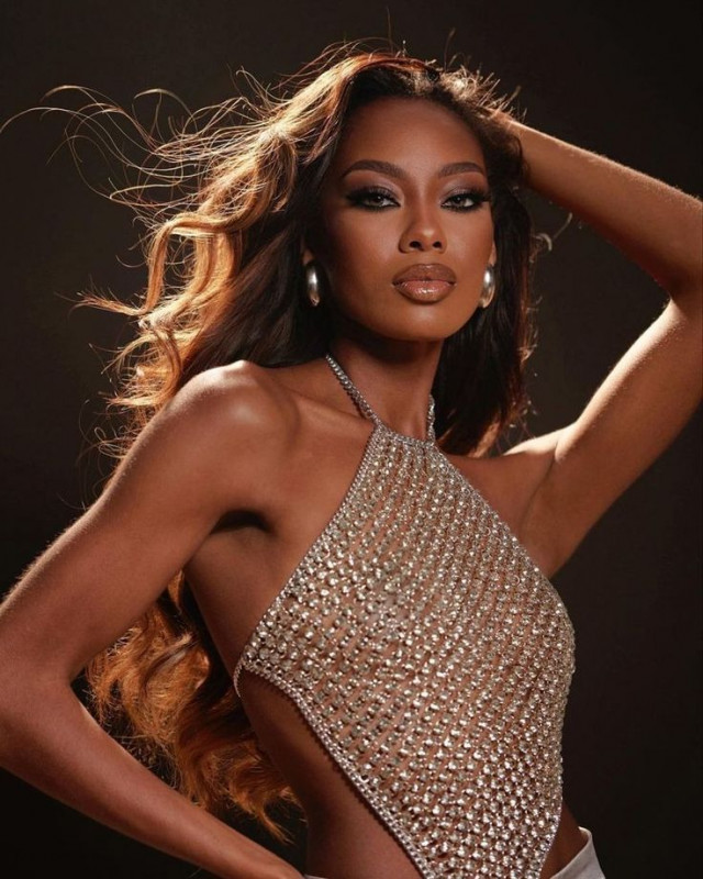 Achieve Perfection with Wigs with Front Lace: 