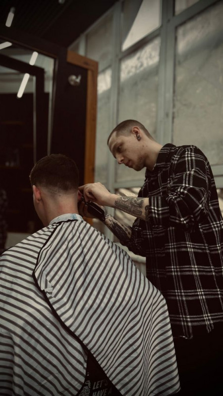 A New Era in Hair Replacement: The Rise of Hair System Schools: 