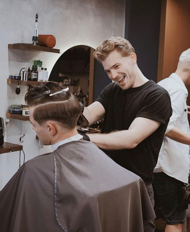 Transform Your Skills with Expert Hair Replacement Technology Courses: 