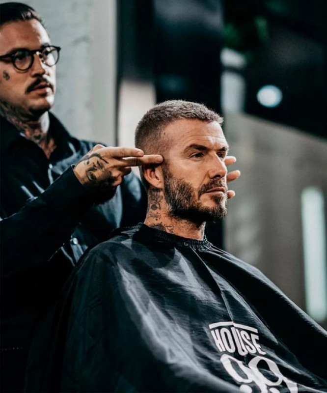 Hair Replacement Techniques for a Fresh Look: 