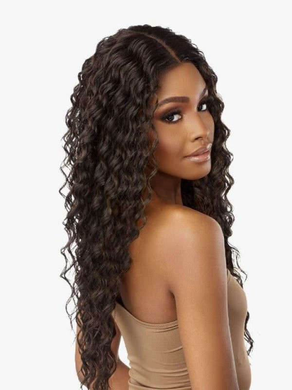 Get Gorgeous with Our Luscious Wavy Hair Bundles: 