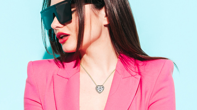The Heart Necklace — A Perfect Gift for Every Occasion: 