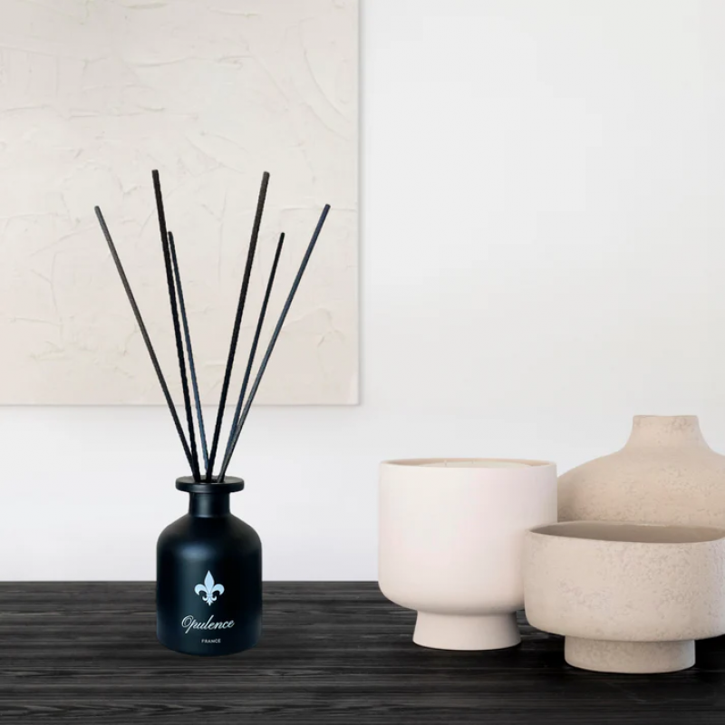 Elegant Fragrance Diffusers for a Soothing Aromatic Experience: 