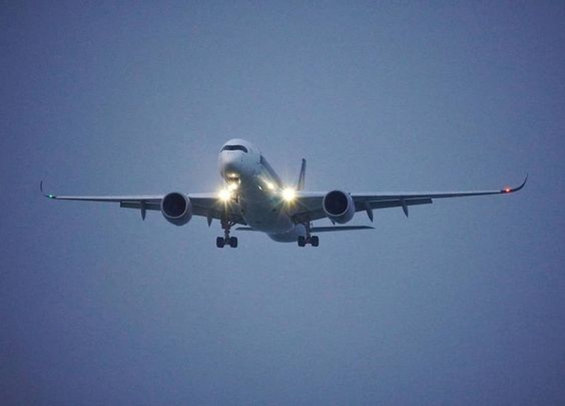 Which is Better Southwest Airlines or JetBlue Airways?: 