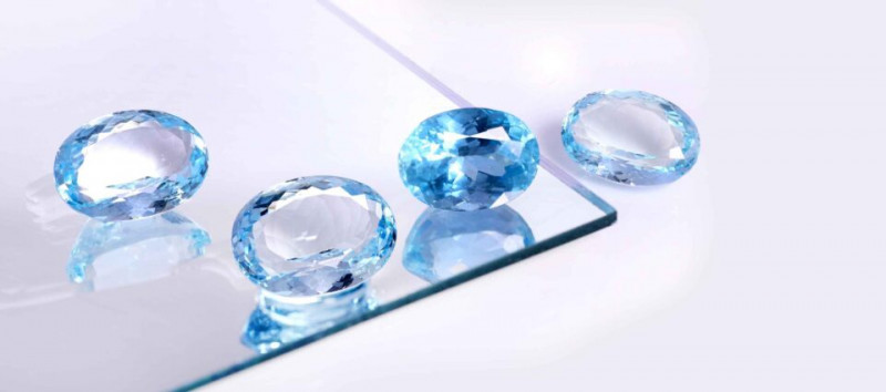 Different Types of Aquamarine Gemstones: 