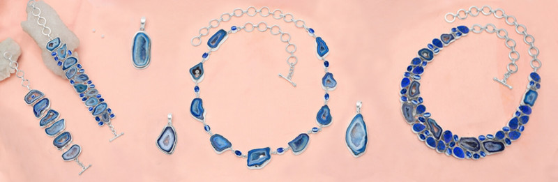 Elegance in Blue: The Allure of Agate Jewelry: 