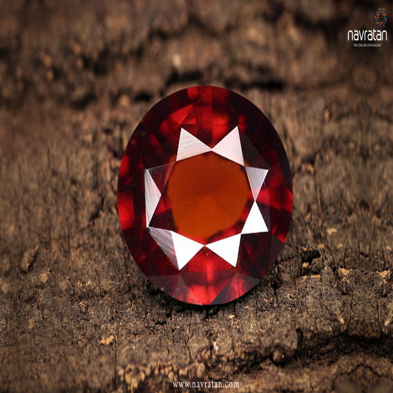 How Does Hessonite Garnet Balance Negativity in Life?: 