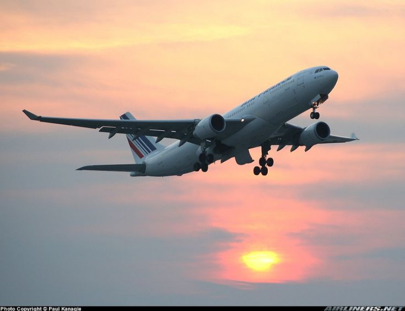 best airline to travel to spain from colorado