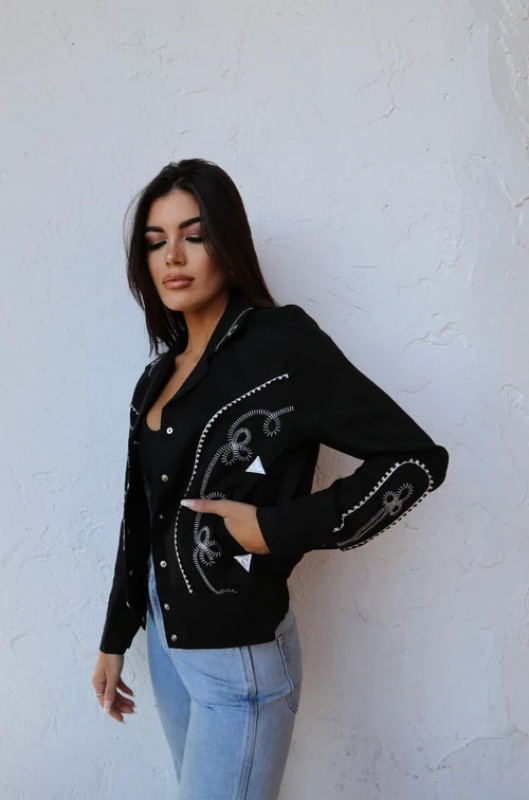 Fashionable and Comfortable Women's Western Jackets for Modern Living: 
