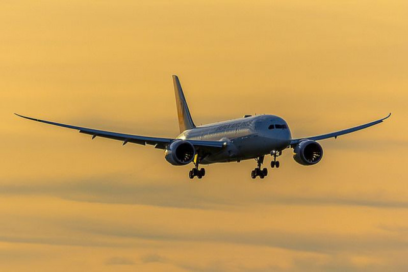 Qatar Airways Paris Office +1-888-839-0502: 