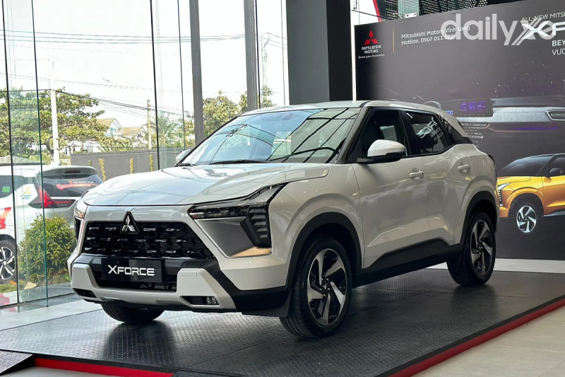 Kham pha bang gia xe Mitsubishi moi nhat: 