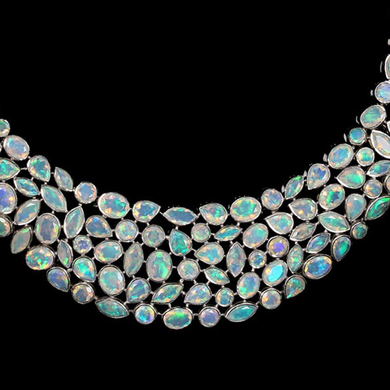 Opal Jewelry: Radiant Beauty with a Touch of Magic: 