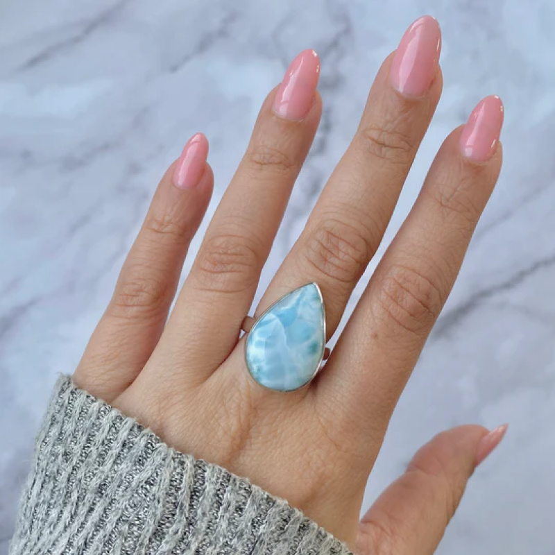 Larimar Rings: The Ocean’s Tranquil Beauty on Your Finger: 