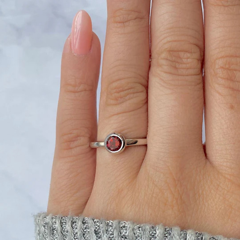 Gorgeous Garnet Jewelry as a January Birthstone Beauty: 