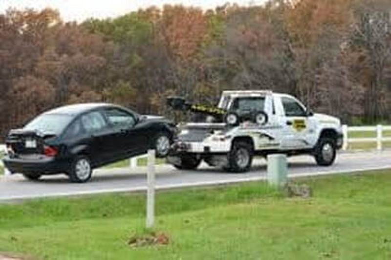 24/7 Reliable Commercial Truck Towing Service with Ultra Emergency Towing: 