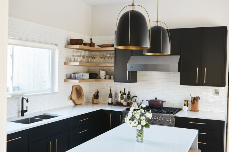 Should You Install Black Kitchen Cabinets For Your Kitchen: 