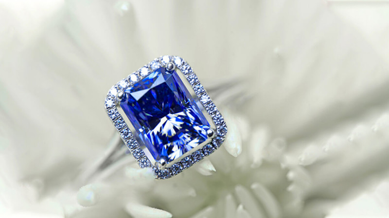 September Birthstone: Reasons to Choose Sapphire Gemstone: 