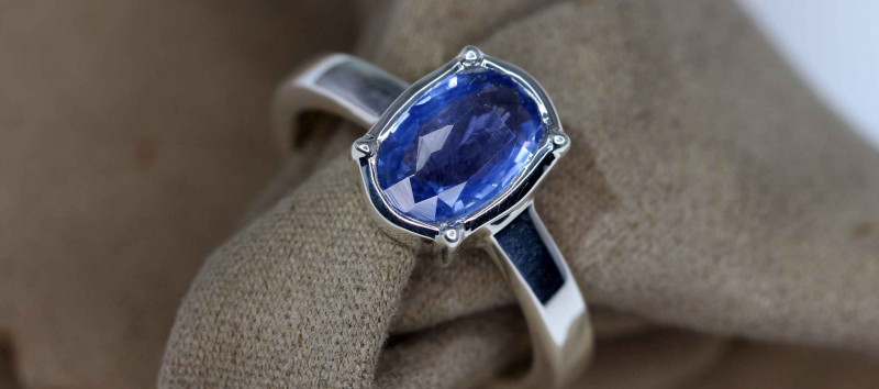 Which Shape of Blue Sapphire gives the Best Results for Astrological Purposes: 