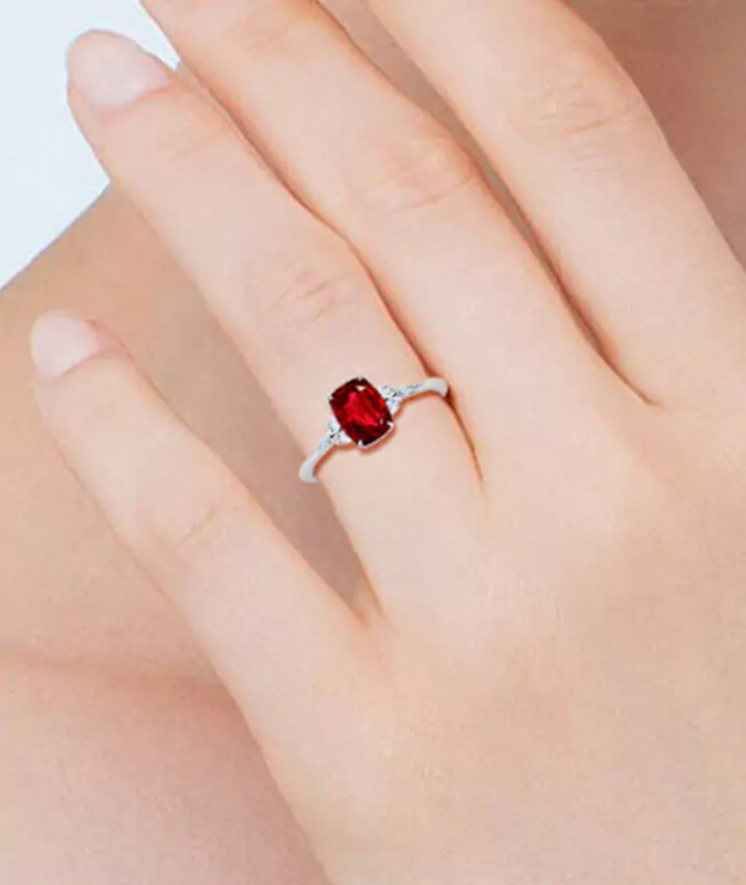 Natural Ruby Engagement Rings Online Are a Perfect Choice: 