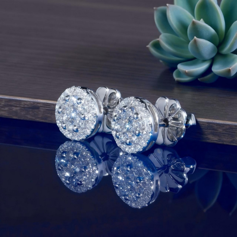 Should Men Wear Diamond Earrings?: 