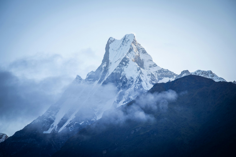 Annapurna Circuit Trek: A Journey Through the Himalayas: 