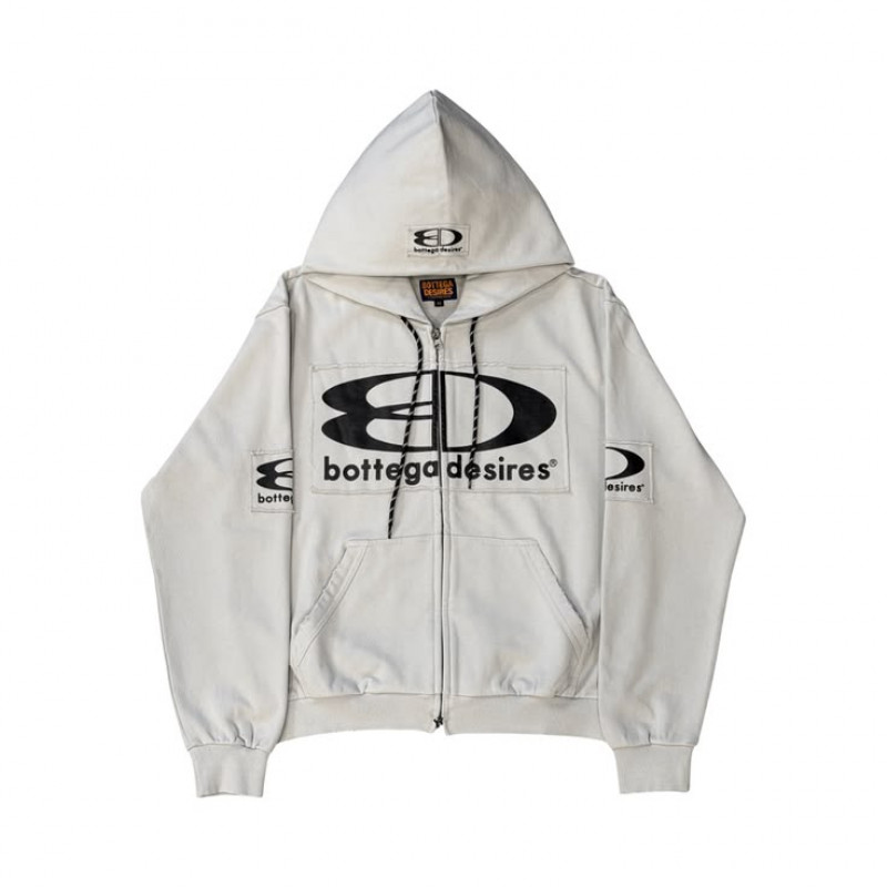 Timeless Fashion Begins with Original Bottega desires Clothing: 