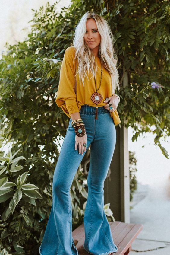 Bell bottom flare jean outfits, street fashion, high rise, t shirt: 