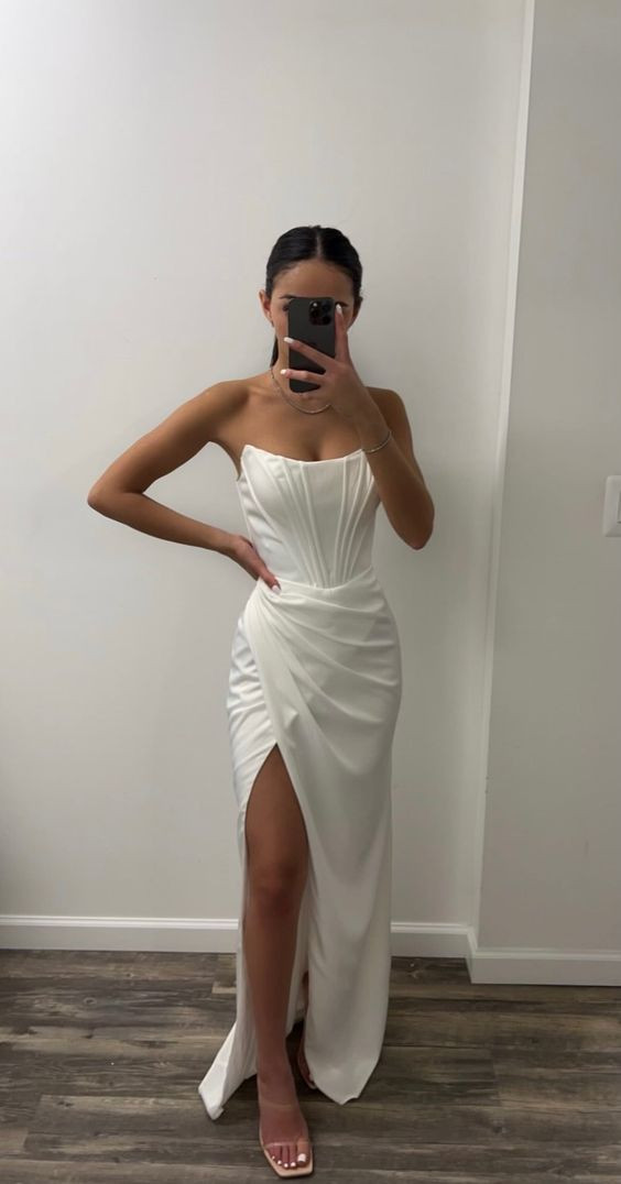 Corset Wedding Dress Outfit Satin off shoulder corset white: 