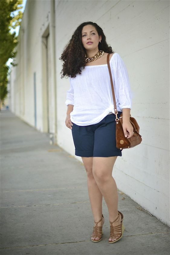 Style outfit with shorts, trousers