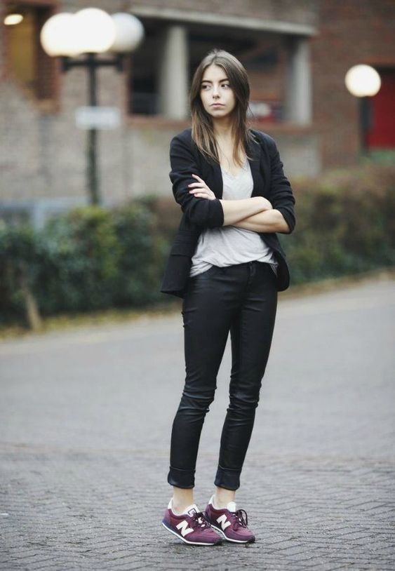 New Balance Outfit, Black Suit Jackets And Tuxedo Outfit Ideas With Black Jeans, Outfit New Balance Mujer: 