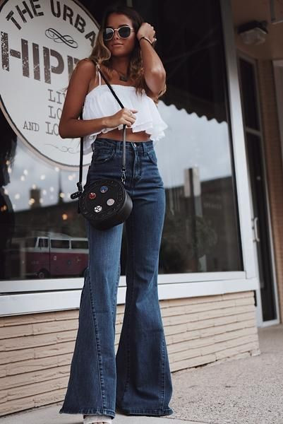 Dark Blue And Navy Casual Denim Casual Trouser, White Cotton Crop Tops, Casual Sandals - Flare Jeans Outfit Ideas: Denim Pants,  Loose jeans  