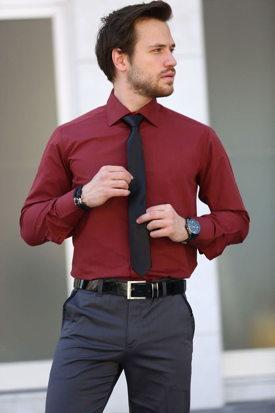 Red Shirt, Interview Outfits Ideas With Black Pants, Chemise Cravate Homme Tendance: 