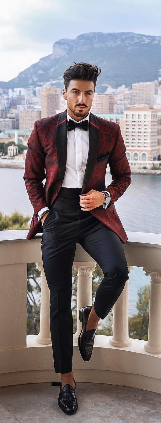 Mehroon Suit Jackets And Tuxedo, Men's Prom Outfits With Black Casual Trouser, New Years Outfit Men: 