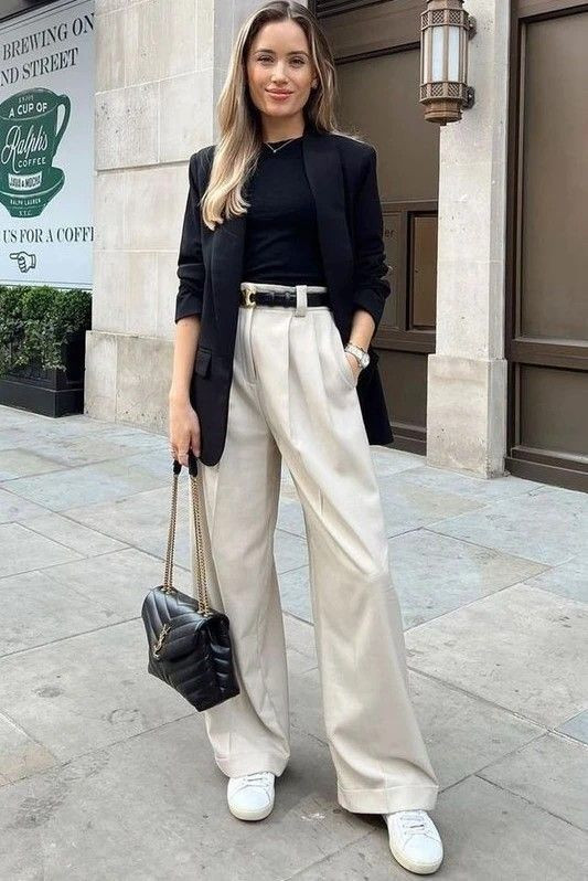 Black Sweater, Office Attires Ideas With White Suit Trouser, Look Wide Leg: 