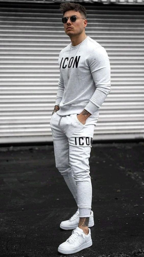 Grey Casual Trouser, Winter Casual Attires Ideas With Grey T-shirt ...