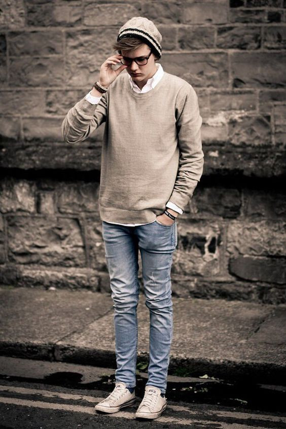 Beige Sweater, Nerd Clothing Ideas With Light Blue Jeans, Grey Converse  Outfit Men | Men's style, converse chuck taylor all star