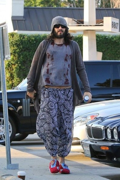 Grey Cardigan, Boho Fashion Trends With Casual Pant, Russell Brand Homeless: 