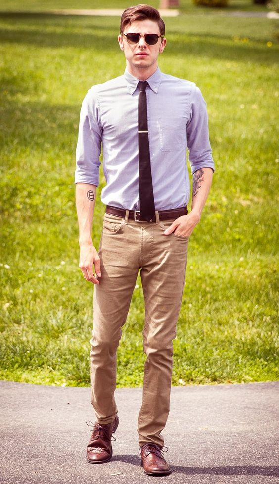 Purple And Violet Shirt, Convocation Ideas With Beige Jeans, Clothing: 