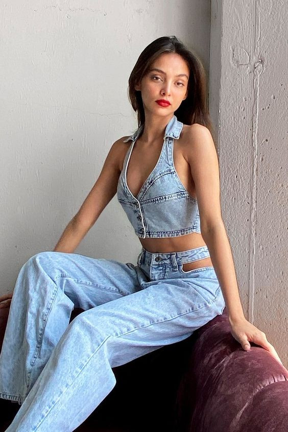 Light Blue Crop Top, Halter Top Fashion Wear With Light Blue Jeans, Denim Halter Top Outfit: 