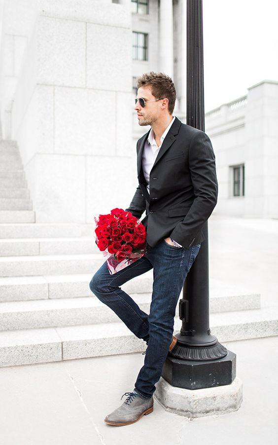Black Suit Jackets And Tuxedo, Valentine's Day Outfit Designs With Dark Blue And Navy Casual Trouser, Standing: 