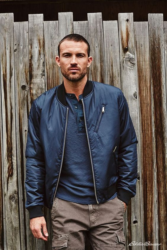 Dark Blue And Navy Bomber Jacket, Bomber Jacket Ideas With Grey Cargo, Bomber Jacket Men Trending: 