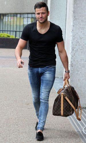 Black T-shirt, Clubbing Outfits Ideas With Light Blue Casual Trouser, Jeans: 
